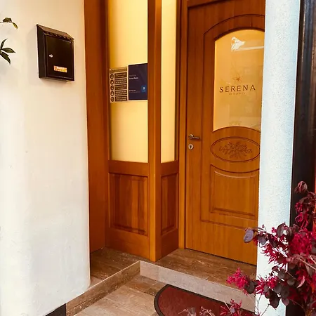 Serena Rooms-3